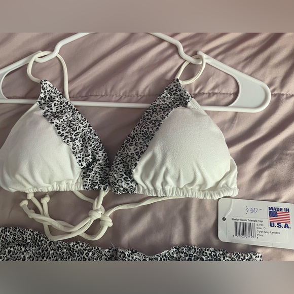 Two piece white swimsuit with leopard print lace trim - Picture 3 of 3